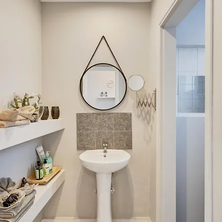 Old Town Luxury Velvet Rhodes City