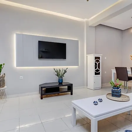 Old Town Luxury Velvet Apartment Rhodes City